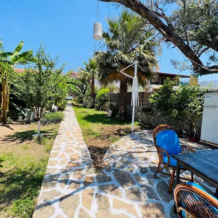 Ovabuekue Ahsap Evler Holiday home Datca